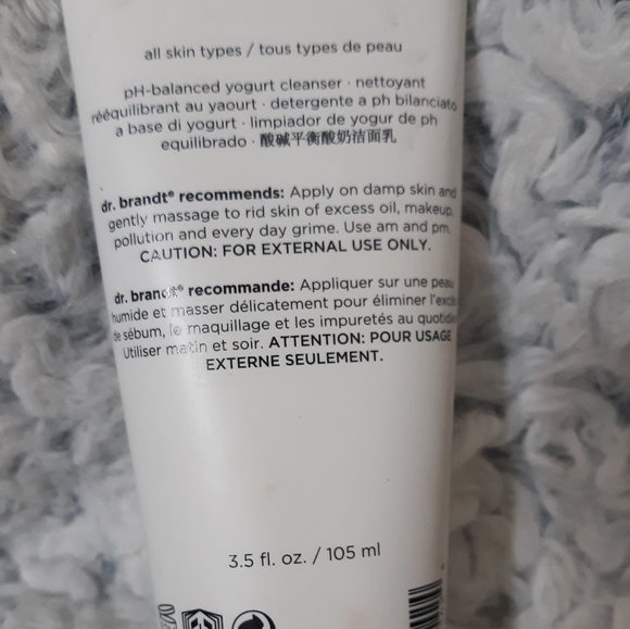 Clean Biotic cleanser - Picture 2 of 3